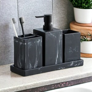 Green bathroom accessories set Etsy Nederland