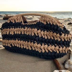 Handmade Raffia Crochet Tote Bag: Black & Beige Boho Beach Purse