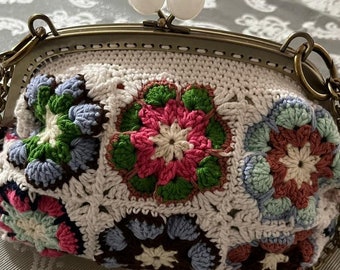 Crochet Purse Clasp Clutch , lined with adjustable strap