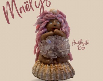 Maëlys, little shaman - Discover her magical world - pink amethyst stone polymer clay figurine