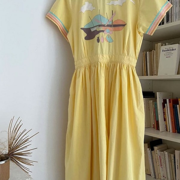 1980s René derhy pale yellow cotton summer dress with appliqué, naked back, small