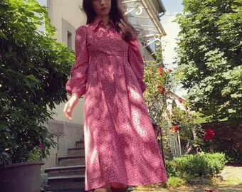 1970s Laura Ashley pink floral dress with dagger collar, extra small / small