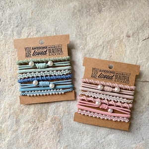 Pulseras de perlas para el cabello en cartón kraft, pulseras bohemias para el cabello, cintas elásticas para el cabello, cabello grueso