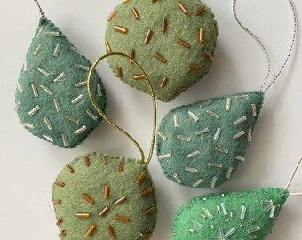 Felt Greenery Beaded Ornaments, set from 1 to 15 toys for the Christmas tree