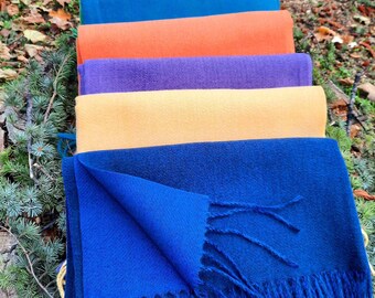 Soft and extra large cashmere scarf in beautiful winter colors