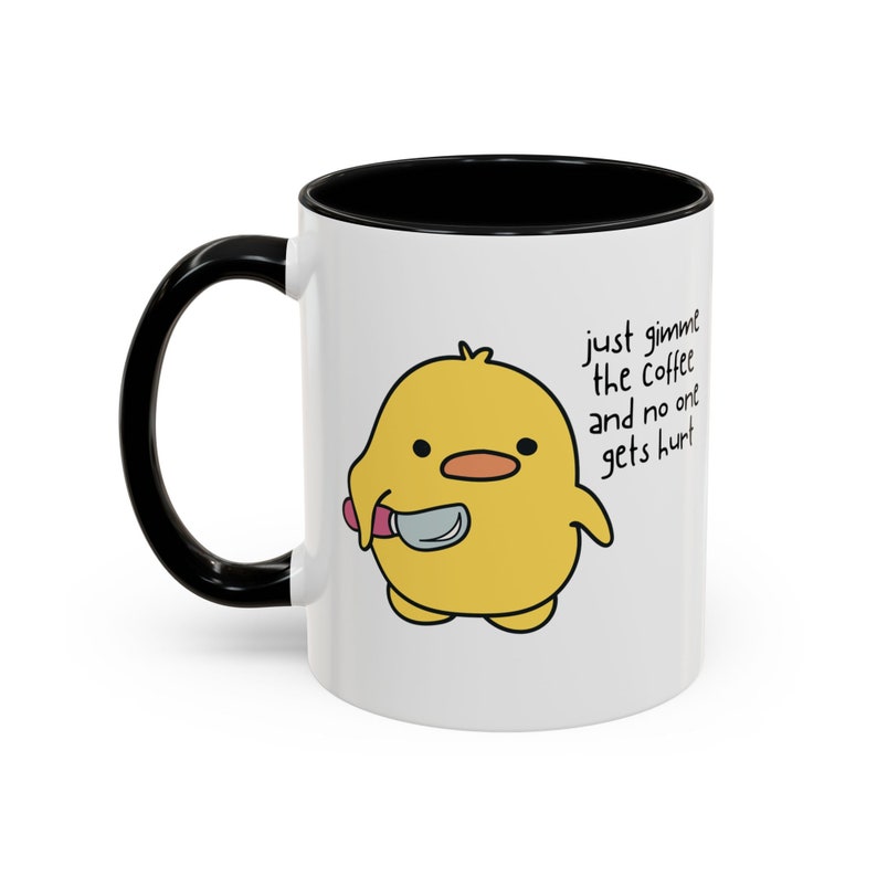 Taza de café con pato y cuchillo, divertida taza de café con pato, linda taza de pato con cuchillo para café, regalo divertido para amantes de los patos, regalo divertido para café. imagen 2