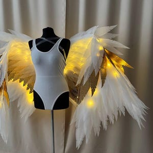 Angel dance wings, colorful wings, angel wings, white and gold wings, movable wings, wings for dance performances, cosplay costume