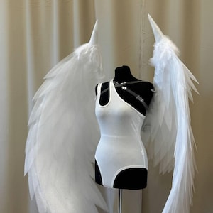 Large white angel wings with horns, angel wings, white angel wings, cupid wings, cosplay wings for photoshoot, Halloween cosplay costume
