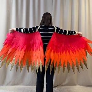 Movable hand wings for dancing, cosplay phoenix wings, accessory for dance costume, angel wings for perfomances, masquerade colorful wings