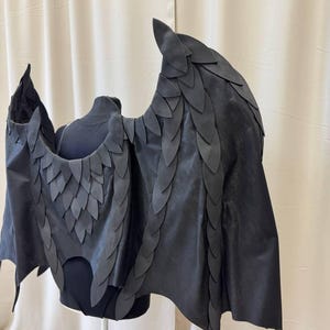Black Cape Wings Cosplay Demon Adult Halloween Costume Dragon Wings Costume Black Bat Wings For Carnival Devil Wings For Cosplay Perfomances