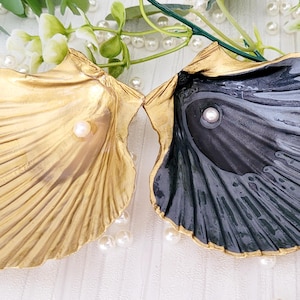 Scallop Shell Trinket Dish with Real Pearl, Gold Jewellery Holder, Black Ring Dish