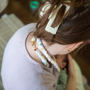 Hands-Free Breastfeeding Aid: Nursing Latch Tool for Moms