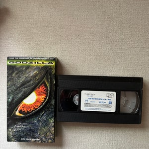 Godzilla [1998-VHS]