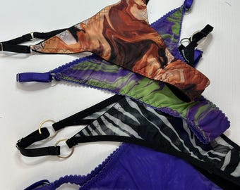 Set van 4 stringbroekjes met mesh, kleurrijke abstracte lingerieset met zebraprint, ondergoed met bandjes