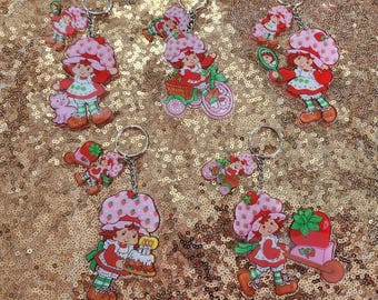 Llavero acrílico Strawberry Girl: llavero doble hecho a mano