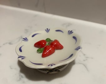 Vintage Limited Edition Strawberry Fruit Plate Limoges Box Peint Main