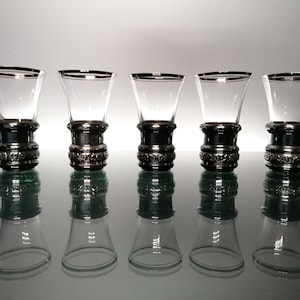 Art deco likeurglazen met verzilverde houder