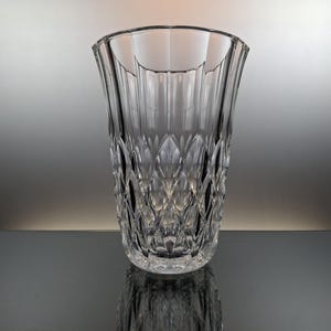 Belgian clear crystal vase “Val Saint Lambert – Imperial”