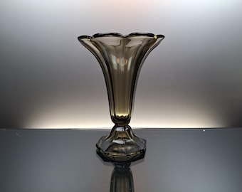 German Art deco Fumé glass vase “Trafalgar - August Walther”