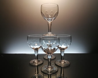 5 Val Saint Lambert wine glasses 1880