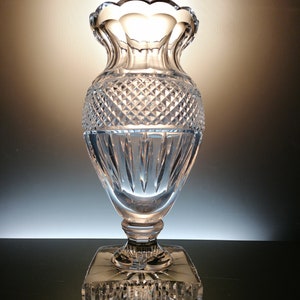 Antique crystal Medicis vase “Baccarat”