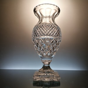 Antique crystal Medicis vase “Baccarat”