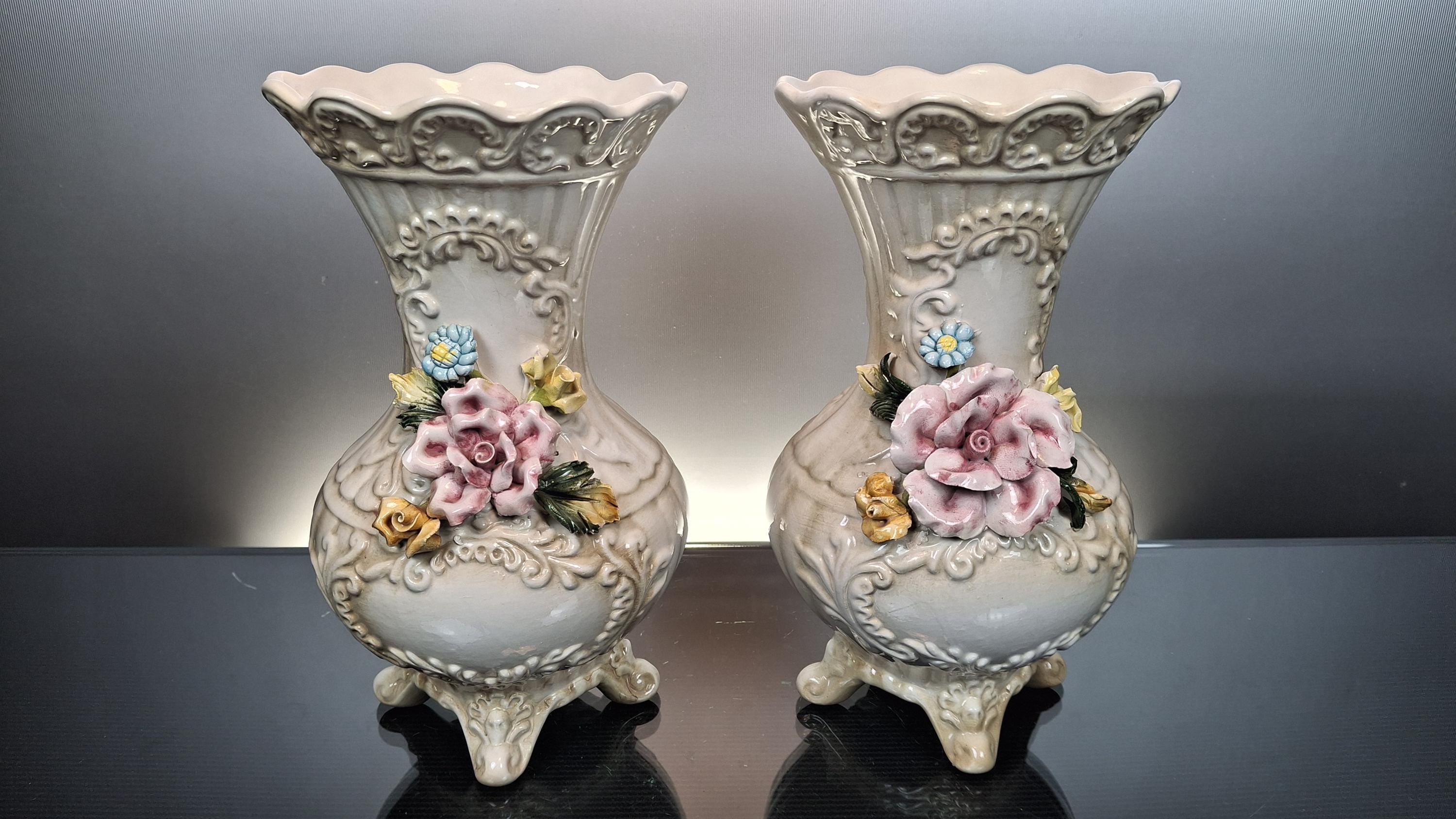 イタリア製陶器の花瓶「カポディモンテ」 - Etsy 日本