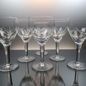 6 crystal water glasses Val Saint Lambert