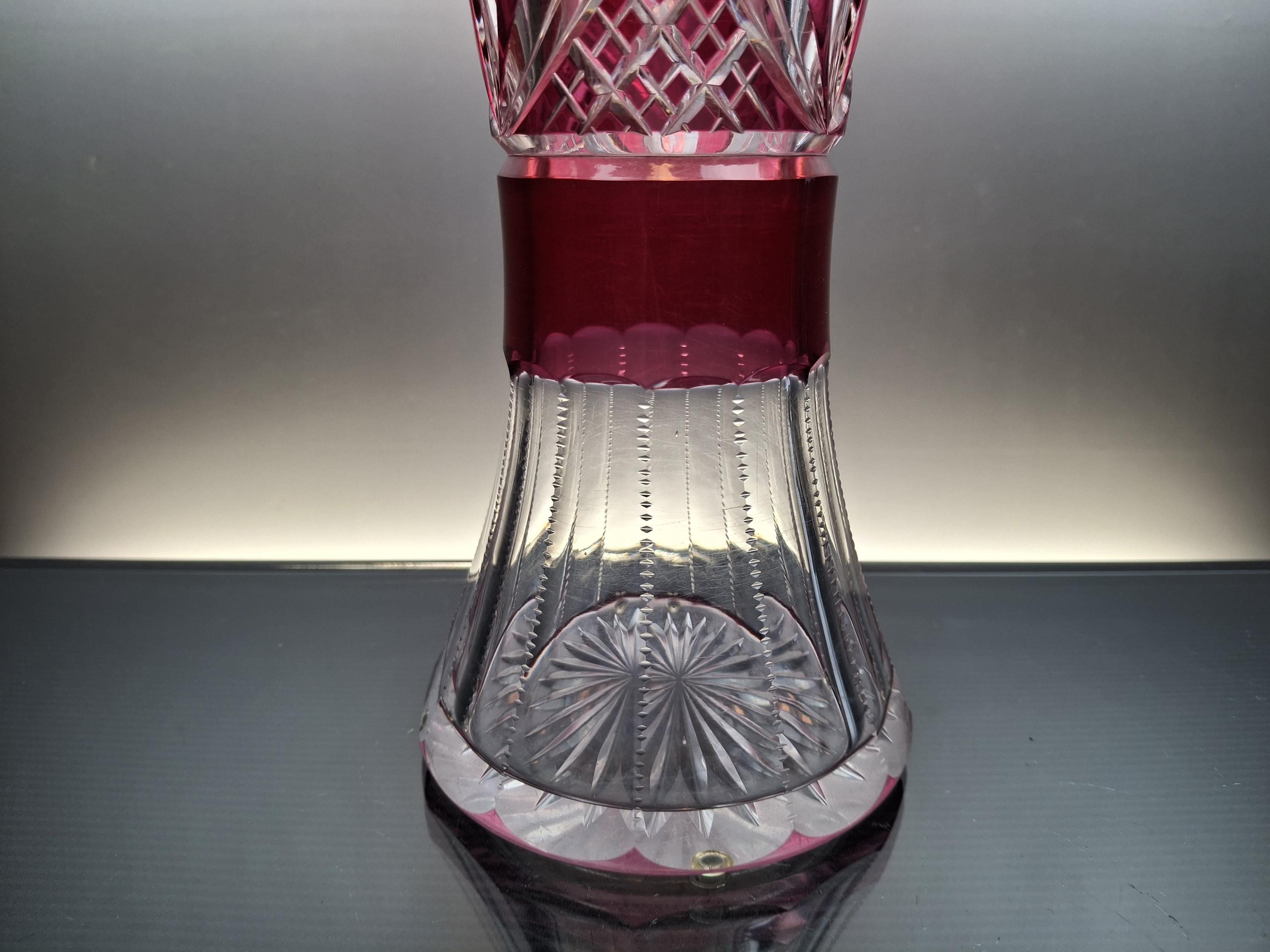 ヴァル・サン・ランベール ルビーレッドクリスタル花瓶「ユベール