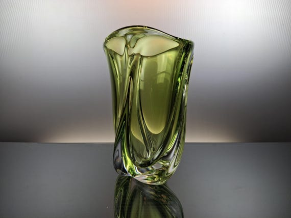 Val Saint Lambert HONDA 記念クリスタルオブジェ Val Saint Lambert Clear - Green Crystal Vase “mulette” - Etsy