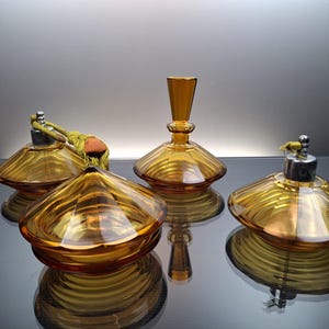 Art Deco amberkleurige kristallen toiletset