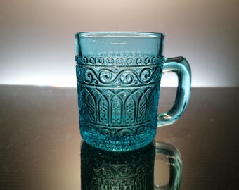 Copa de cristal azul francés, siglo XIX.