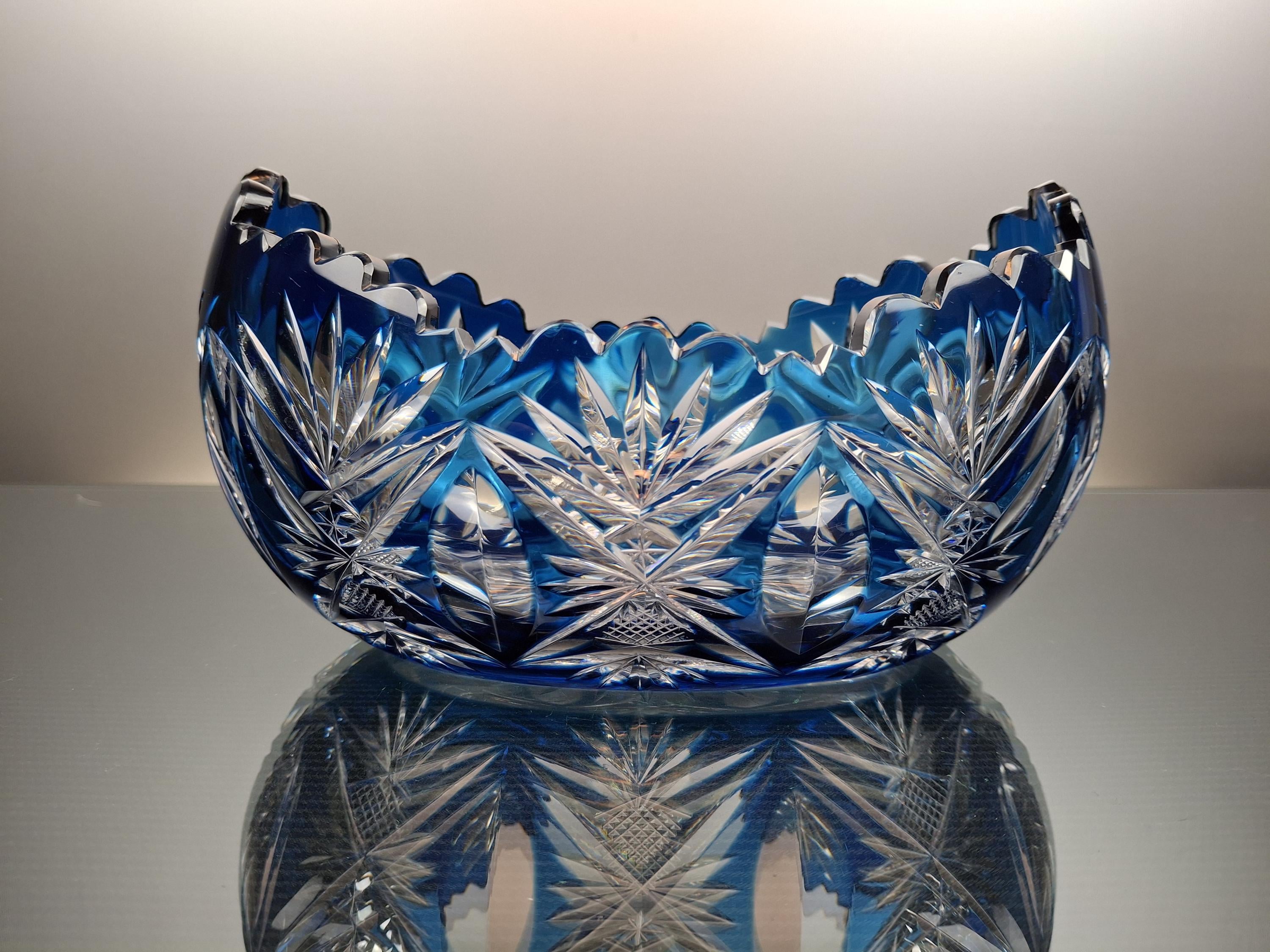 Cobalt blue crystal fruit bowl “Val Saint Lambert”