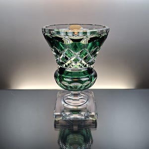 Val Saint Lambert emerald green crystal vase “Thessalie”