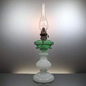 19 世紀フランスのオパーリン オイル ランプ ポルティユー - Etsy 日本