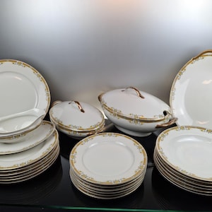 Dinner set for 6 people “Limoges Ceralene Raynaud & Co”