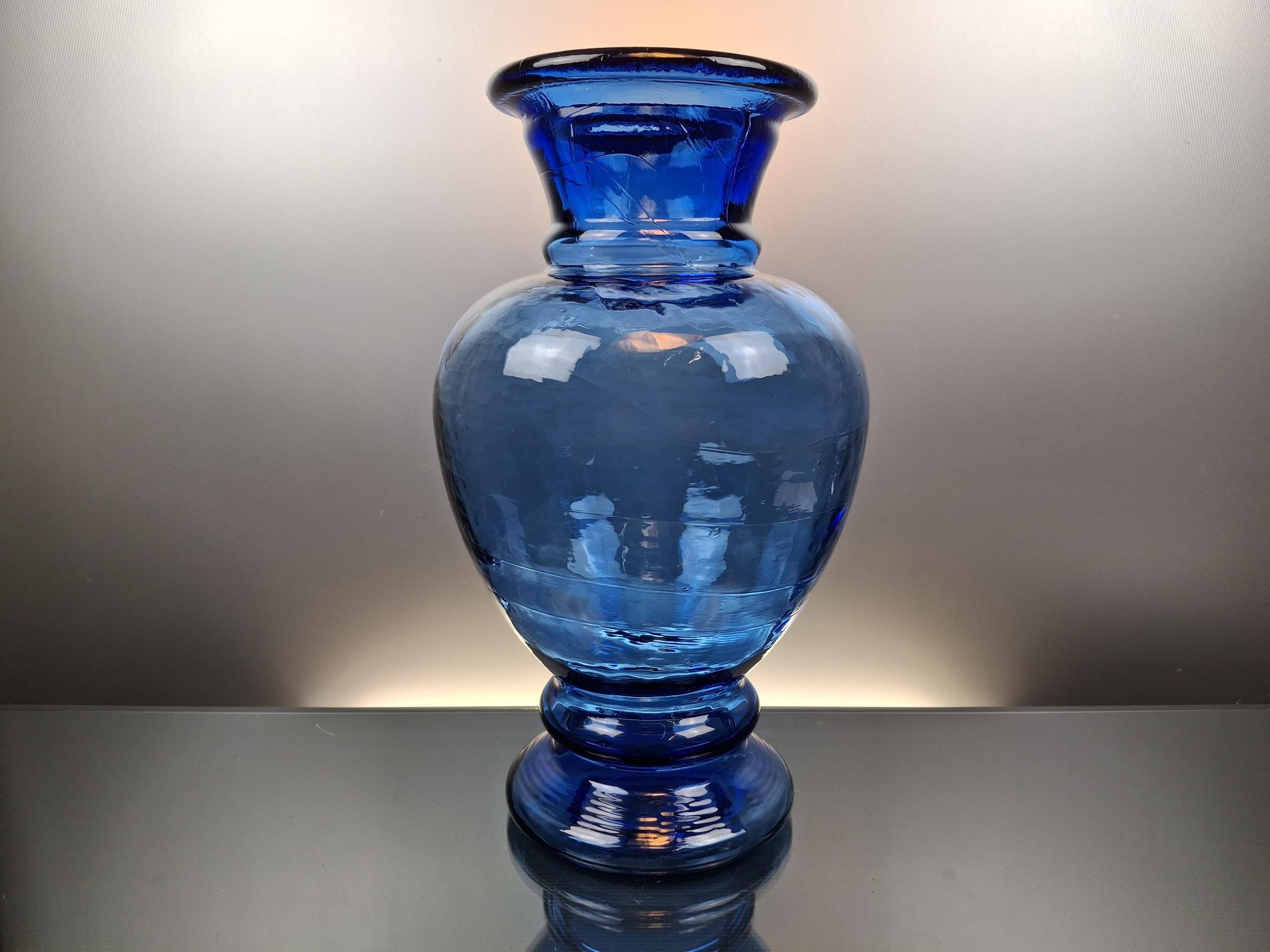 バスティーユデザインネイビーブルー　古酒 French Vintage Blue Art Glass Vase - Etsy