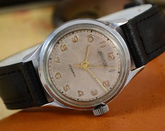 Völlig original VOSTOK Volna 2809.B Hochpräziser Mechanismus der Klasse Mechanische Vintage sowjetische Uhr Armbanduhr UdSSR Zenith 135 Kopie