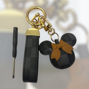 Louis vuitton bangle sale keychain