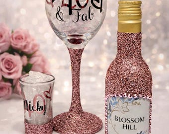 Personalised Glitter Wine Glass | Custom Name Gift | Birthday Gift for Her | Bridesmaid Wine Glass