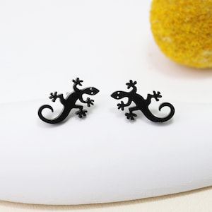 Gecko Stud Earrings,Animal Earrings,Lizard Stud Earrings,Reptile Studs,Punk Earrings,Tragus Stud,Cartilage Earrings,Stainless Steel Studs