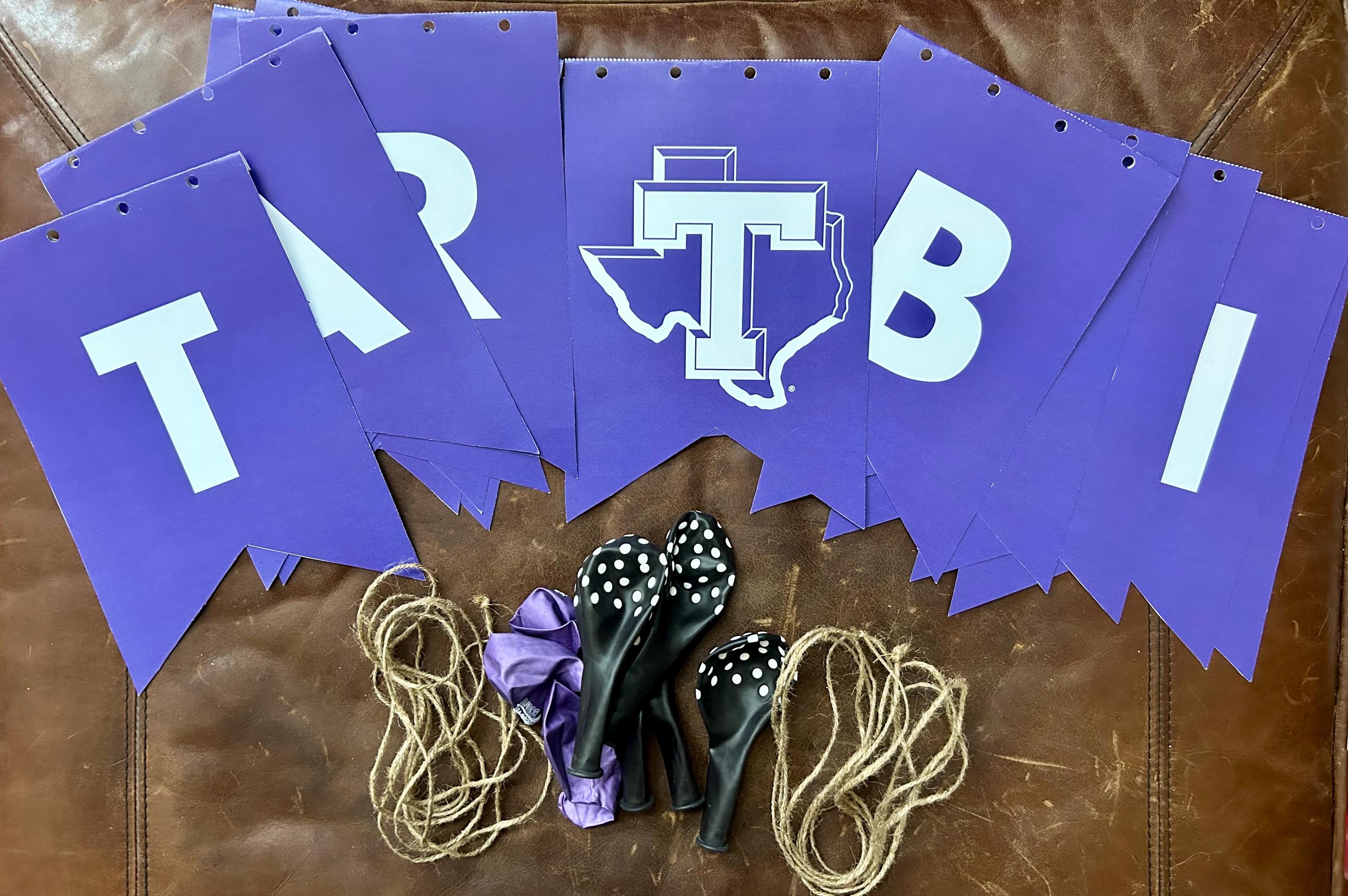 Tarleton Decor Tarleton Bound Banner With Balloons | College Decision Day Decor ...
