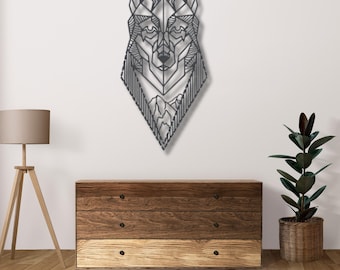 Geometric Wolf Metal Wall Art: Wildlife Decor