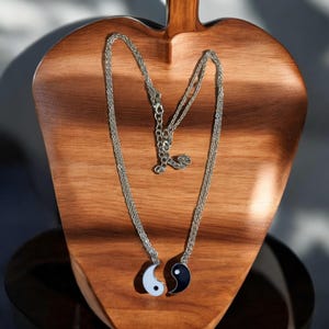 Pair Yin Yang Stainless Steel Best Friends Lovers Couple Necklace Pendant Silver Colour, adjustable, Jewellery Christmas Gift
