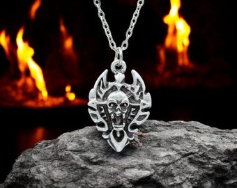 シルバーディアブロシールドネックレス - 恐怖の王ペンダント - Etsy 日本