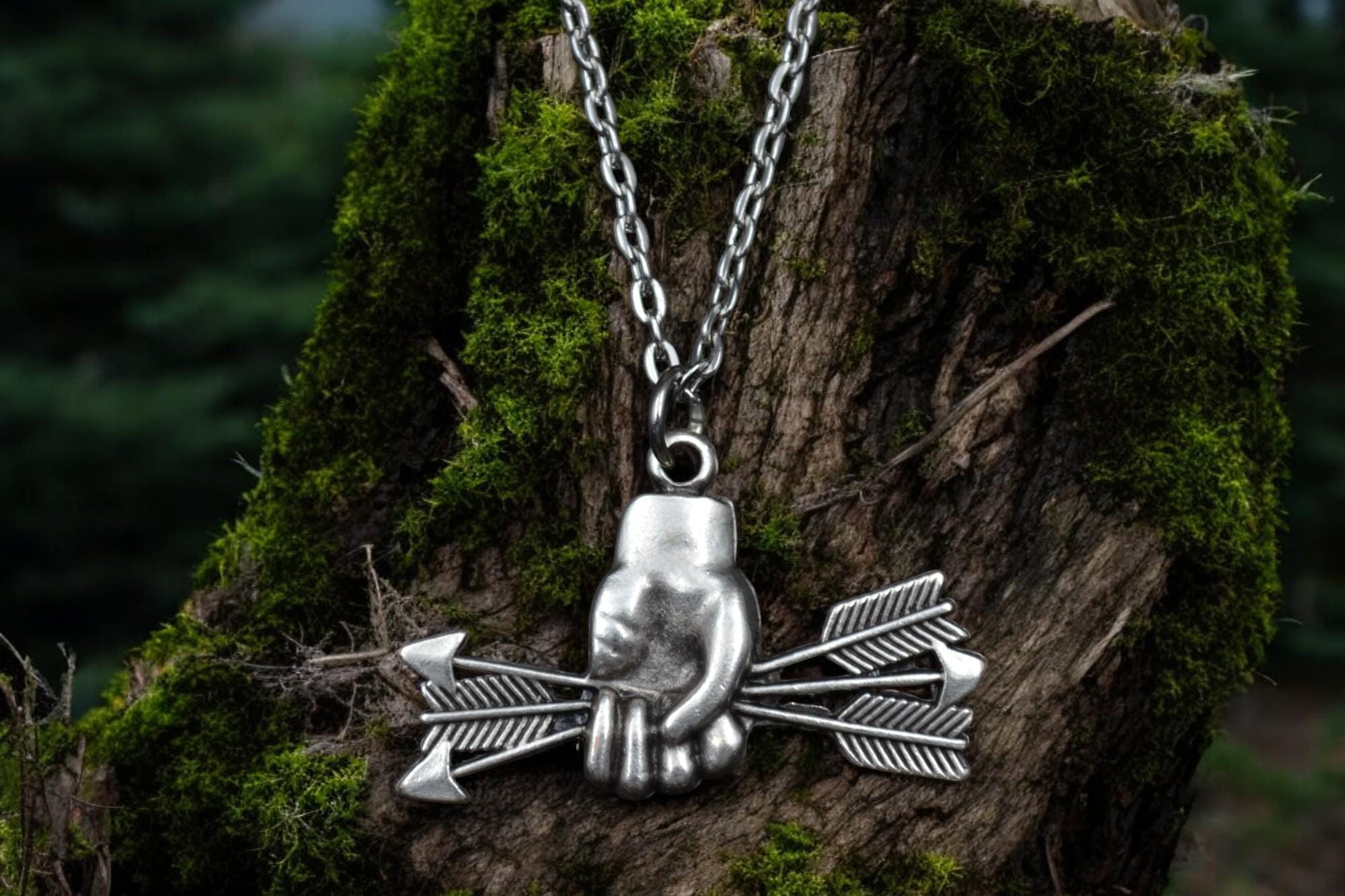 Fist Full of Arrows Necklace - Symbol of Strength and Unity - Silver-Plated Halo Pendant - Unisex Warrior Charm