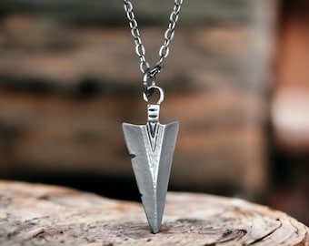 Bohemian Arrowhead Necklace - Handcrafted Tribal Pendant - Rustic Arrow Head Necklace - Antique Silver Finish - Unisex Boho Accessory