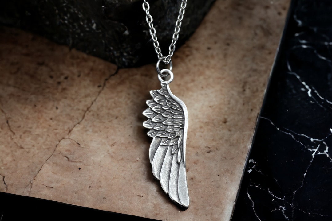 Skyrim 2026 Seraph Collana con ciondolo ala d'angelo per donna Collana girocollo in acciaio inossidabile color oro Regali di gioielli di moda  36