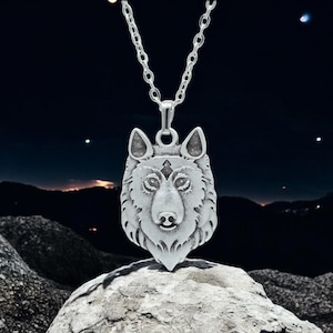 Wolf Necklace, Silver-Plated Wolf Pendant, Spirit Animal Jewelry, Gift for Wolf Lovers, Nordic Wolf Charm Necklace
