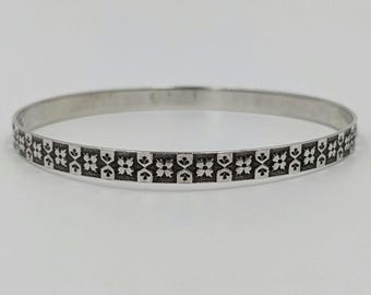 Sterling Silver P&H Signed Bangle Bracelet Flower Geometric Arrow Design